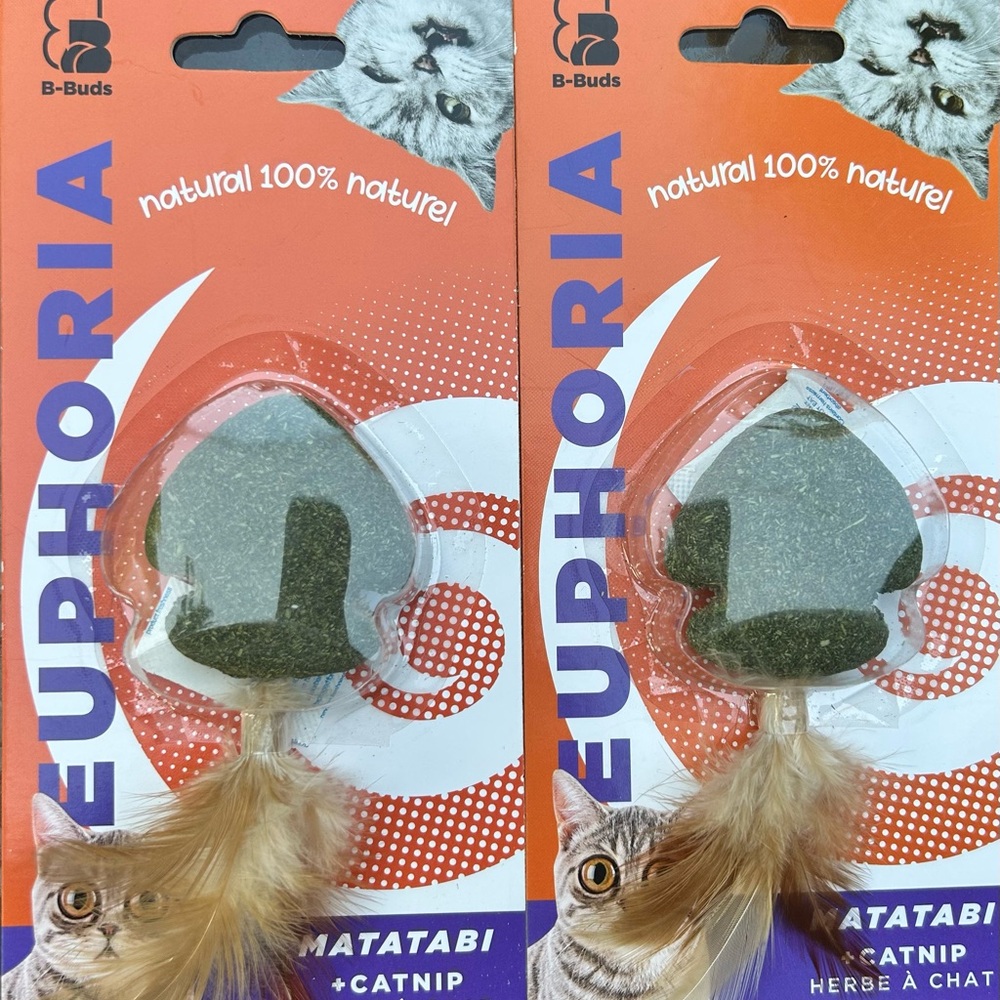 NWT EUPHORIA Cat Toy with Matatabi and Catnip, 100% Natural, Set of 2